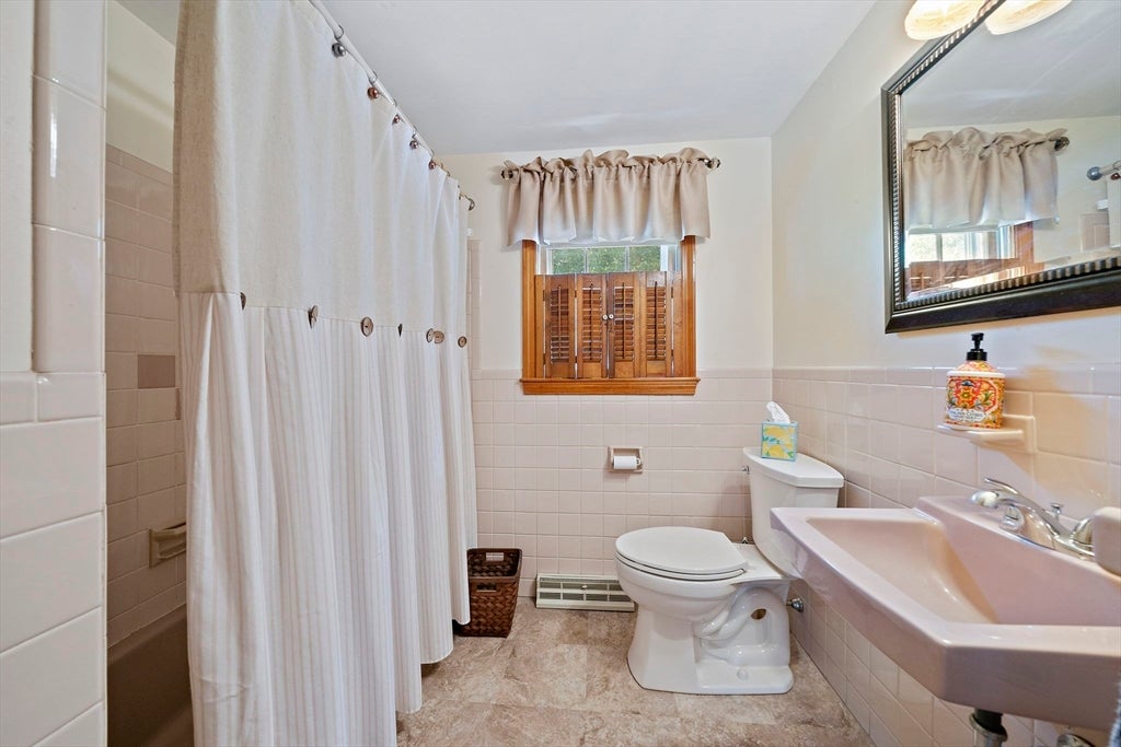 36 Concord St, Brockton, MA, 36 Concord St, Brockton, MA Photo #8