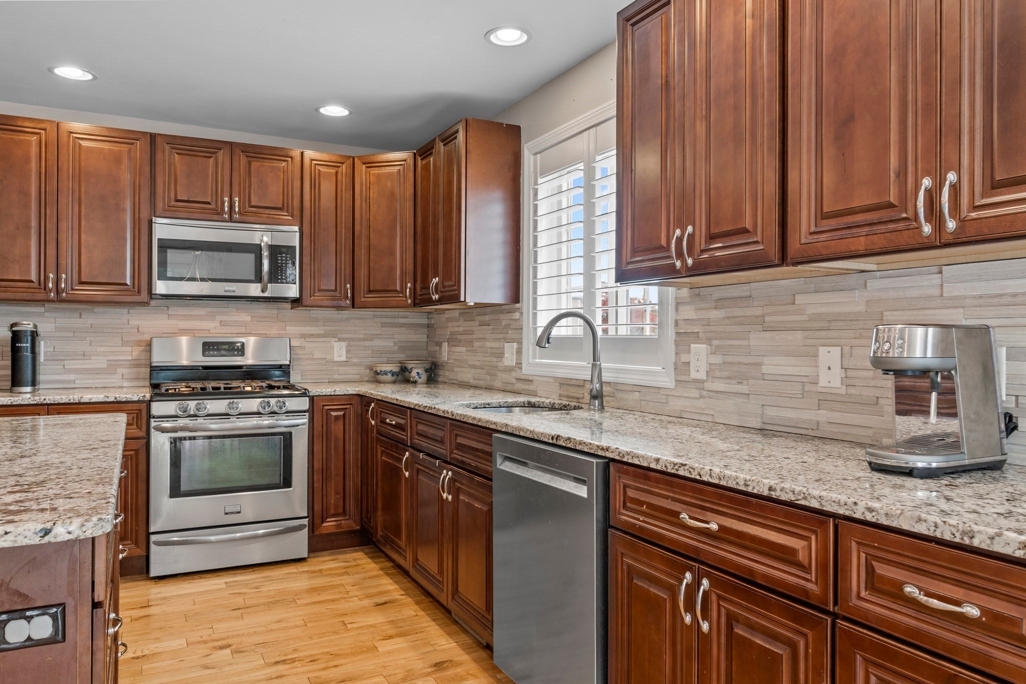 494 Hilldale Avenue #494, Haverhill, MA, 494 Hilldale Avenue #494, Haverhill, MA Photo #9