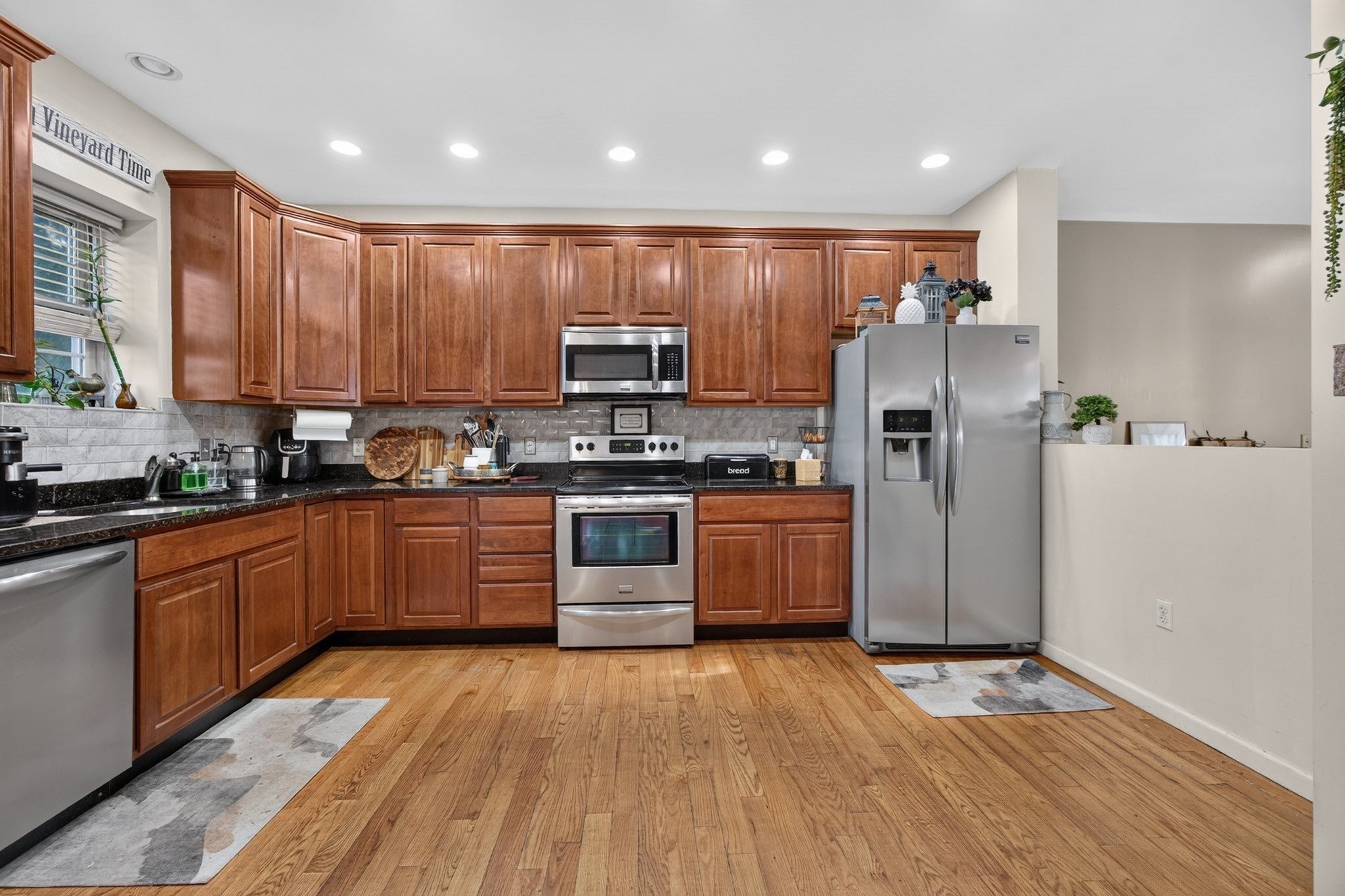 Photo of 10 Milton Ridge Road, Lynn, MA
