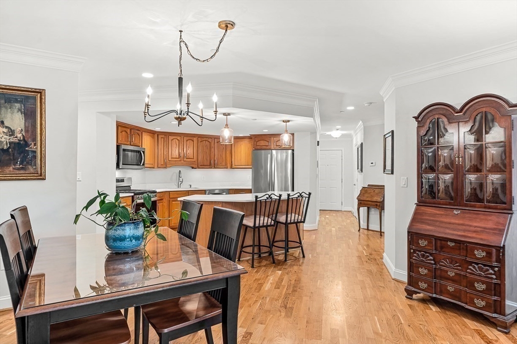 490 Main St 209