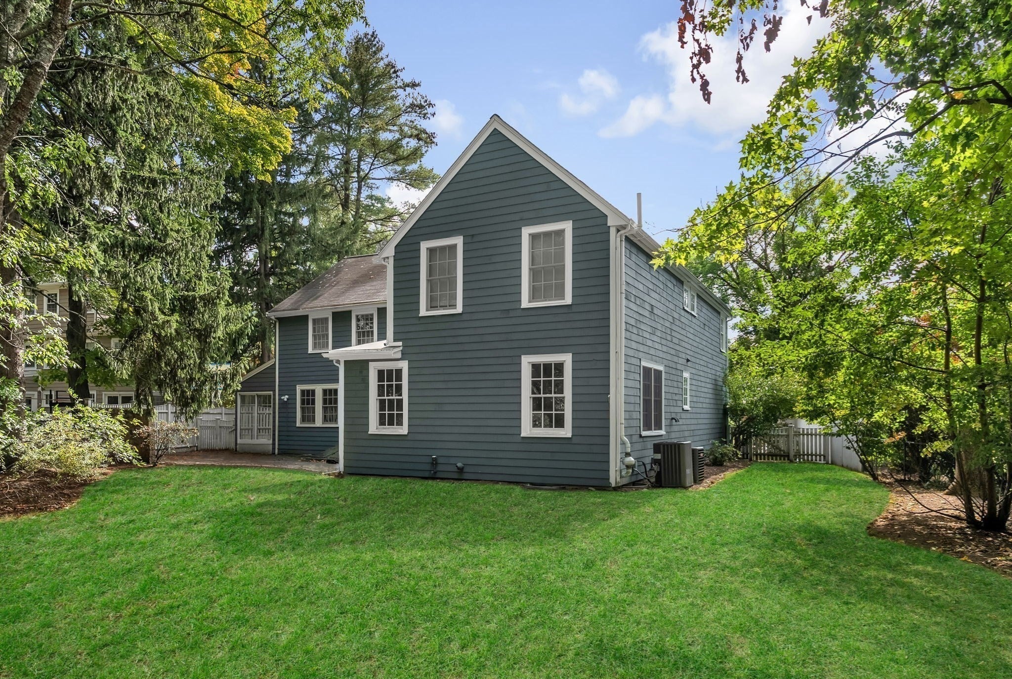 144 Concord Street, Newton, MA Photo #21