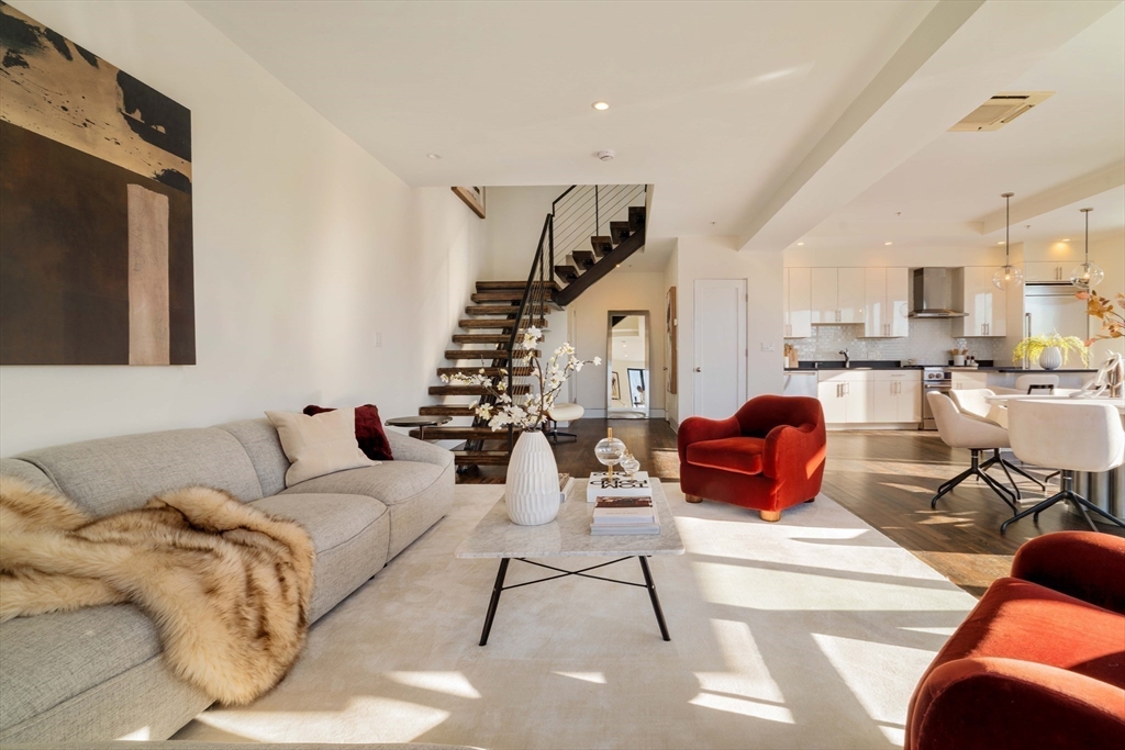 100 Pacific Street 10