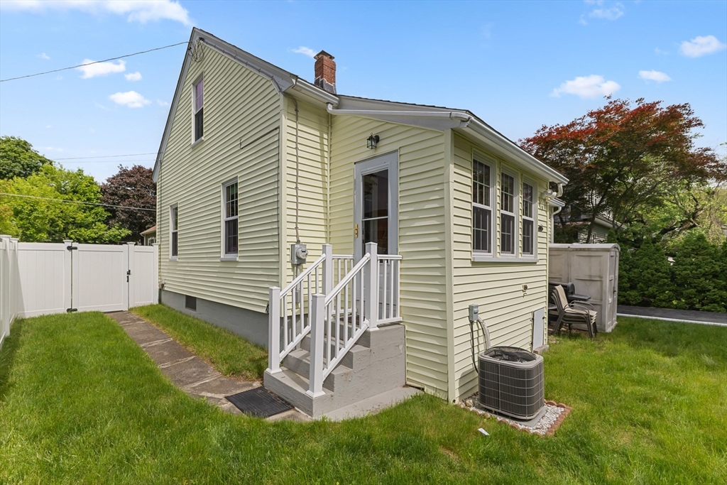 28 Spring St