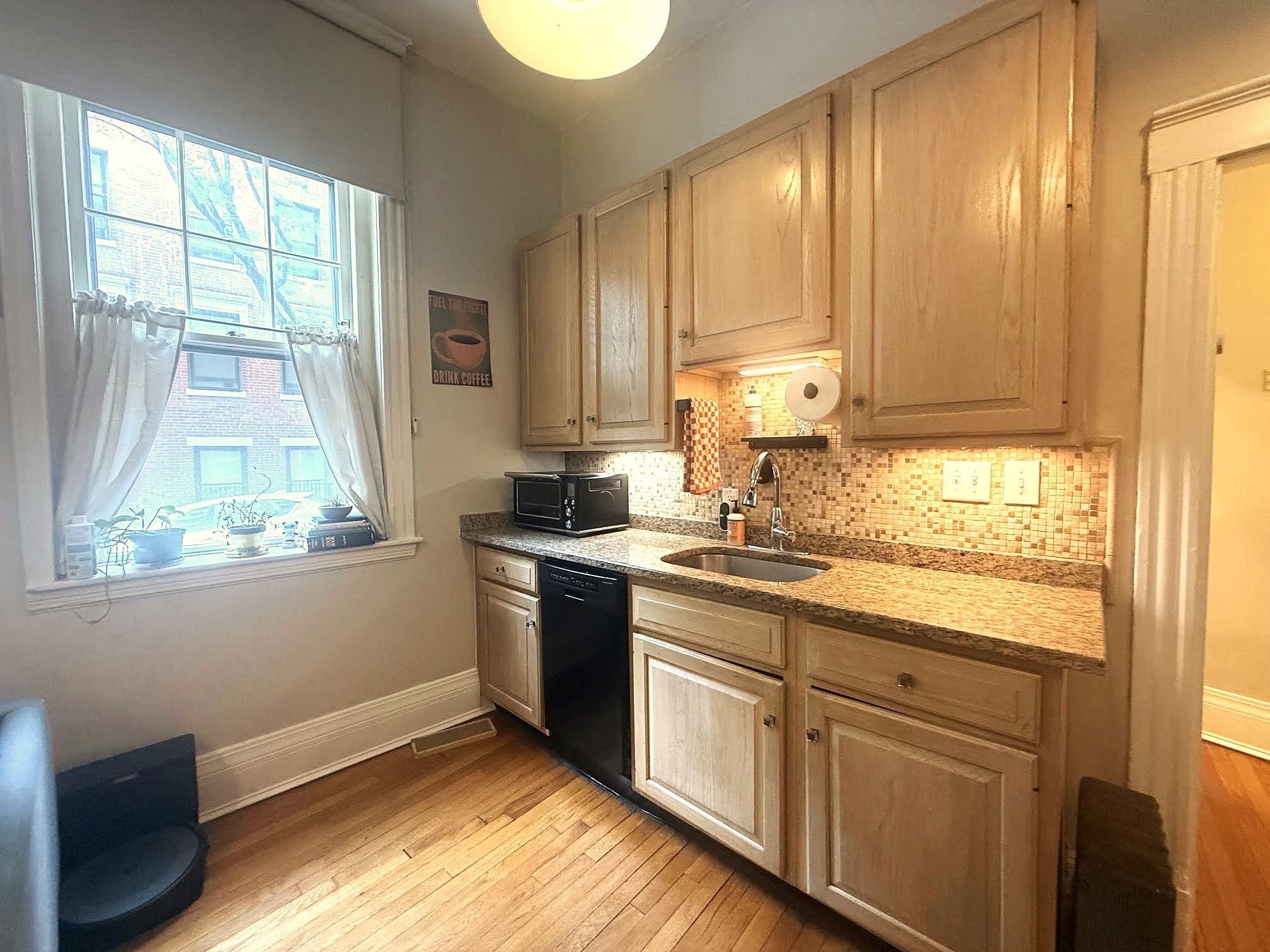 68 Phillips St #1, Boston, MA, 68 Phillips St #1, Boston, MA Photo #4