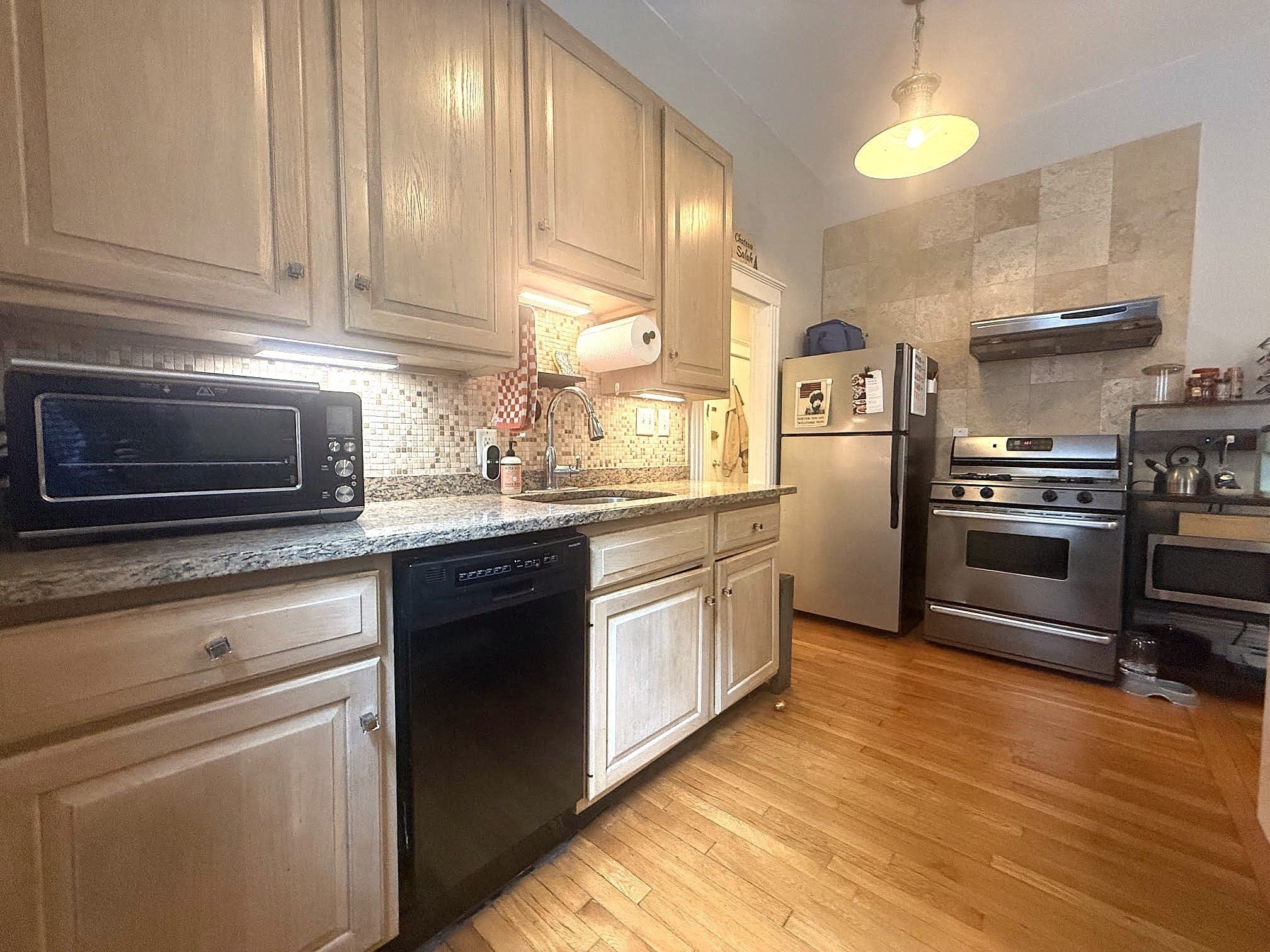 68 Phillips St #1, Boston, MA, 68 Phillips St #1, Boston, MA Photo #3