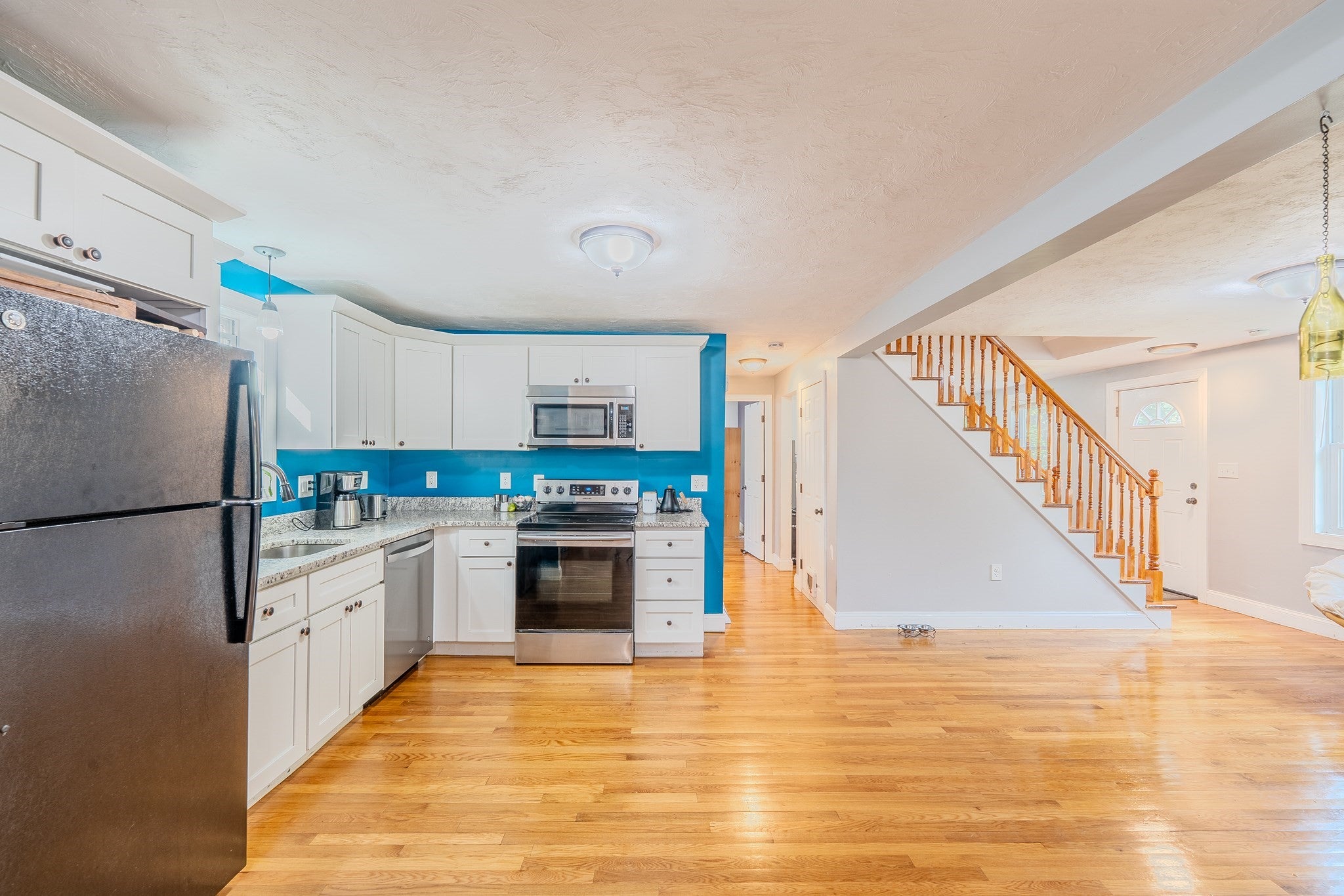 601 East St, Wrentham, MA Photo #8
