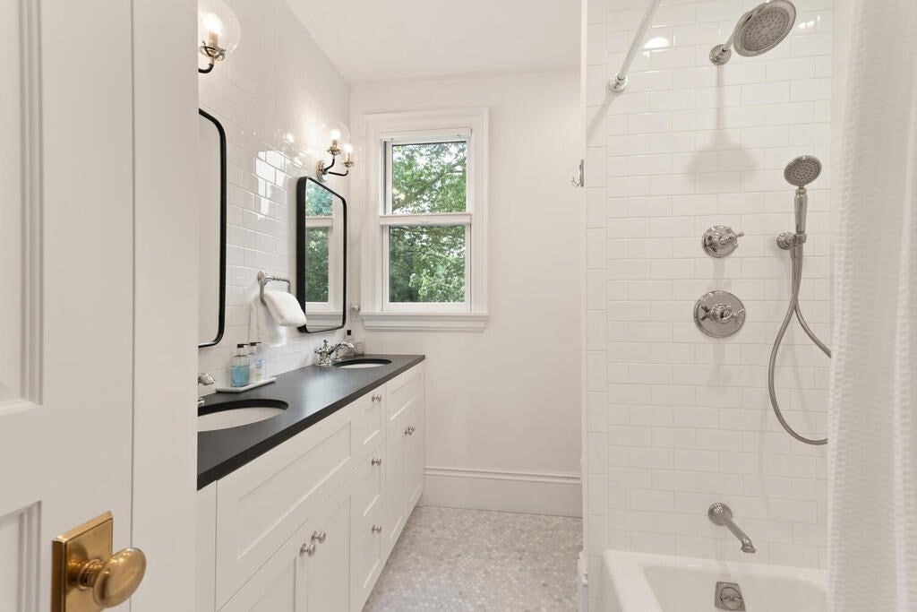 4 Eliot Rd, Lexington, MA Photo #22