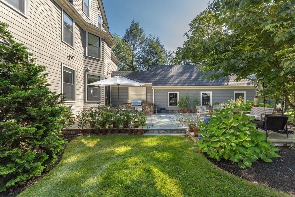 4 Eliot Rd, Lexington, MA Photo #31