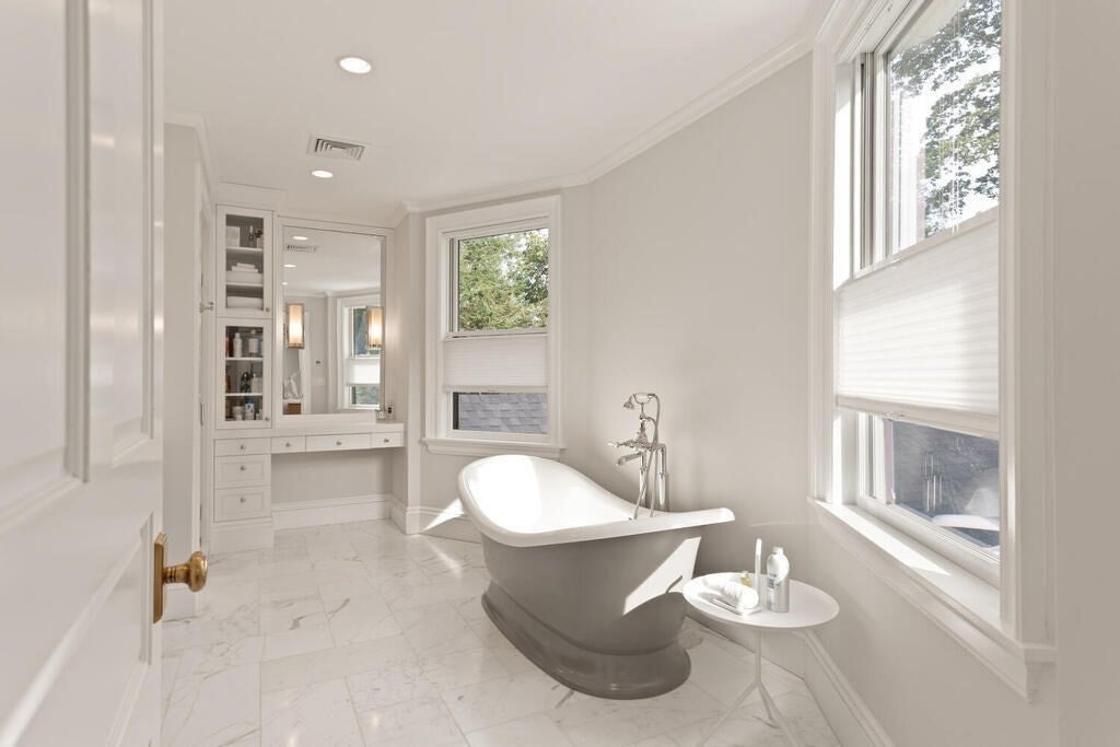 4 Eliot Rd, Lexington, MA Photo #16