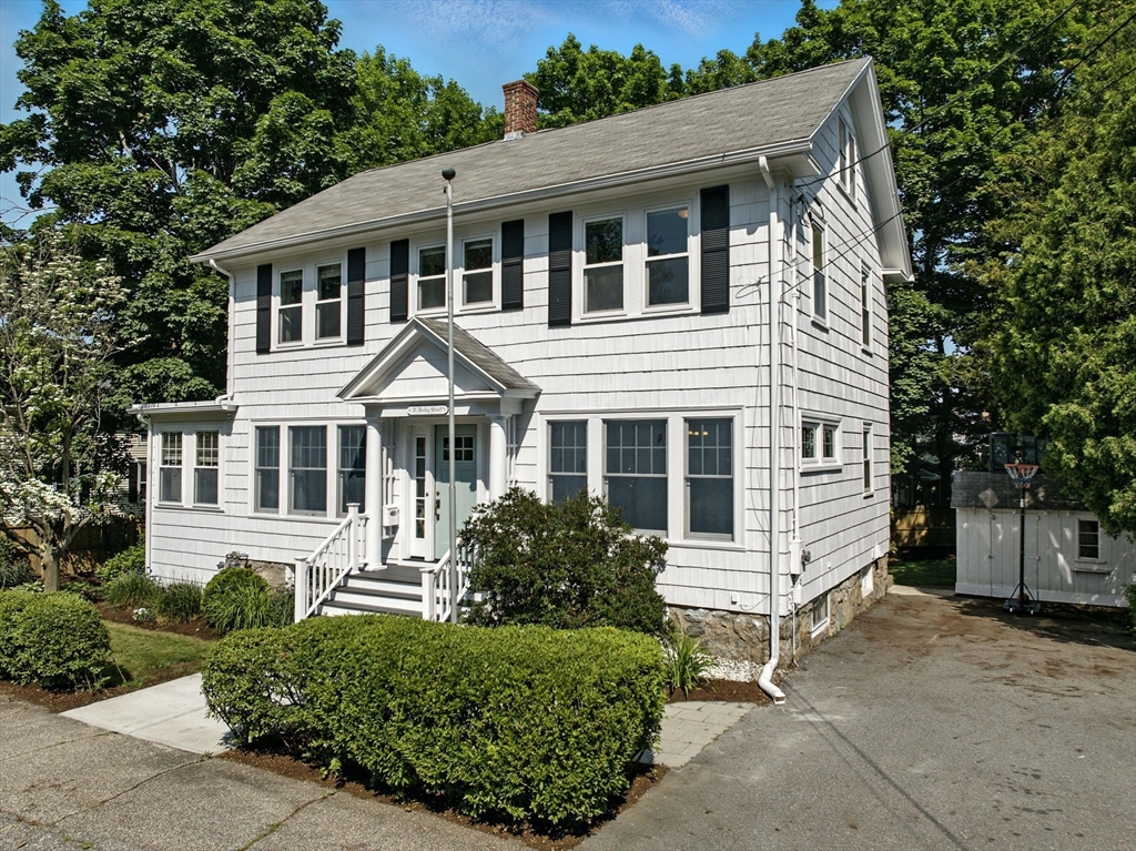 31 Dudley St