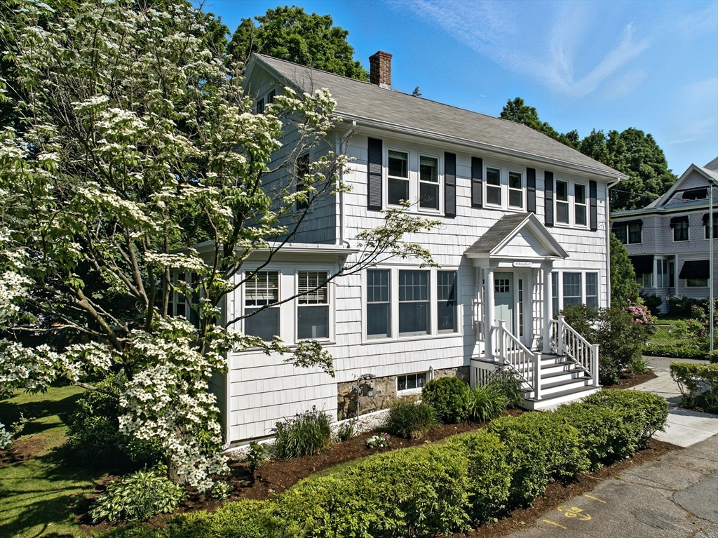 31 Dudley St