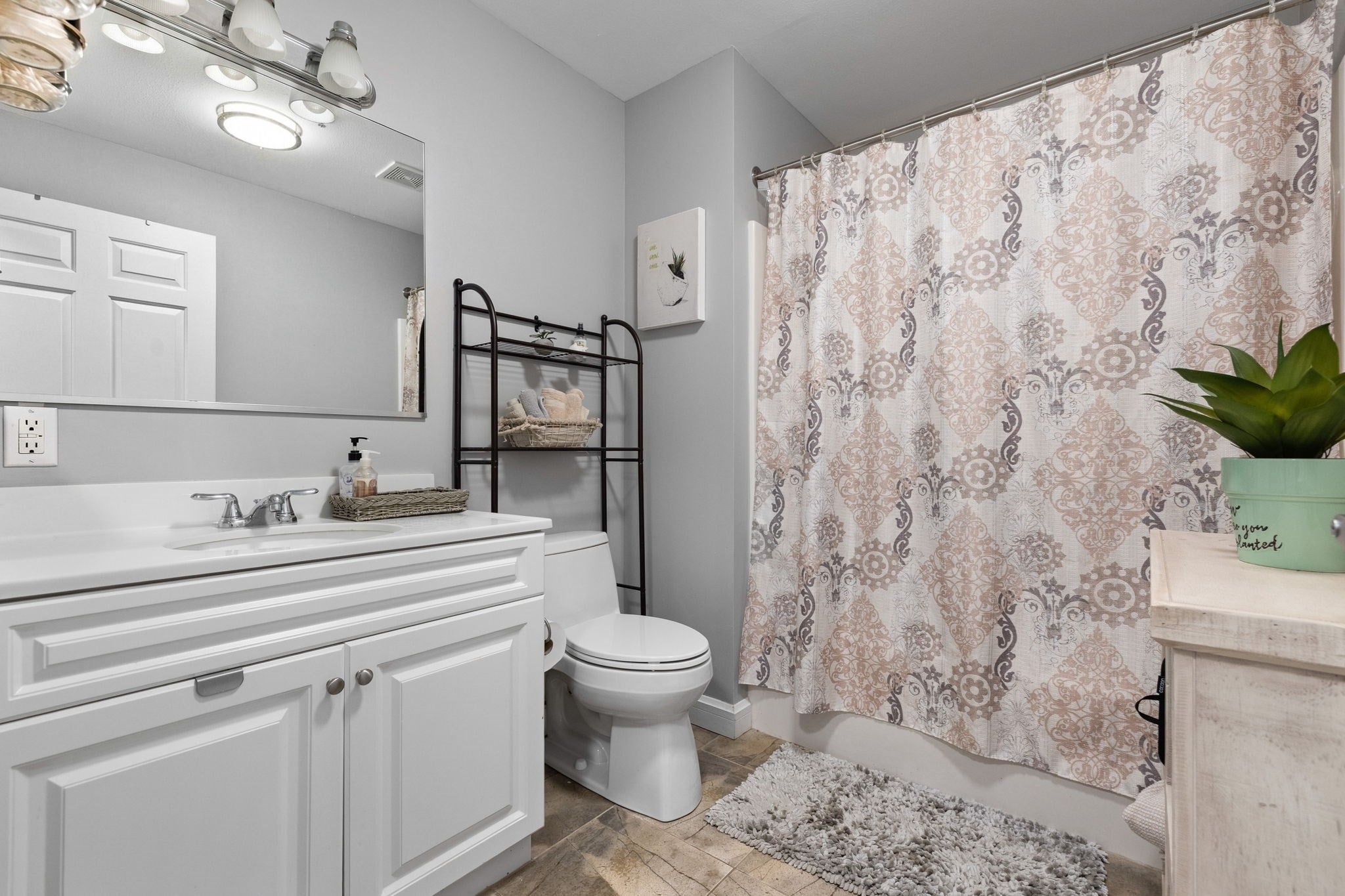 38 Village Road #402, Middleton, MA Photo #25