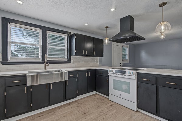 39 HOPE ST APT 3, ATTLEBORO, MA 02703 - Image 6b80c7a44e7ff742efbb783de26b341f/2973771633
