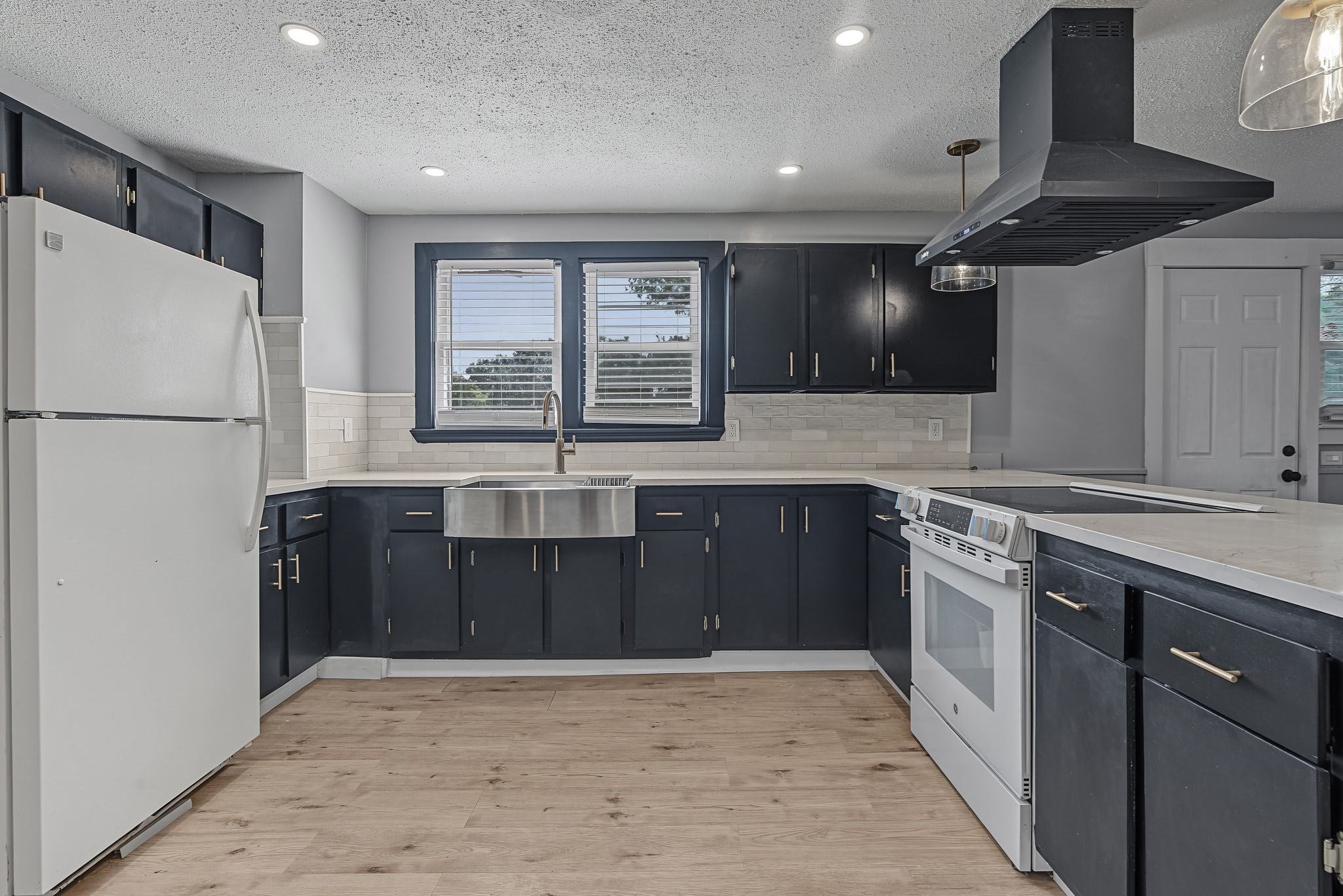 39 Hope St #3, Attleboro, MA Photo #3
