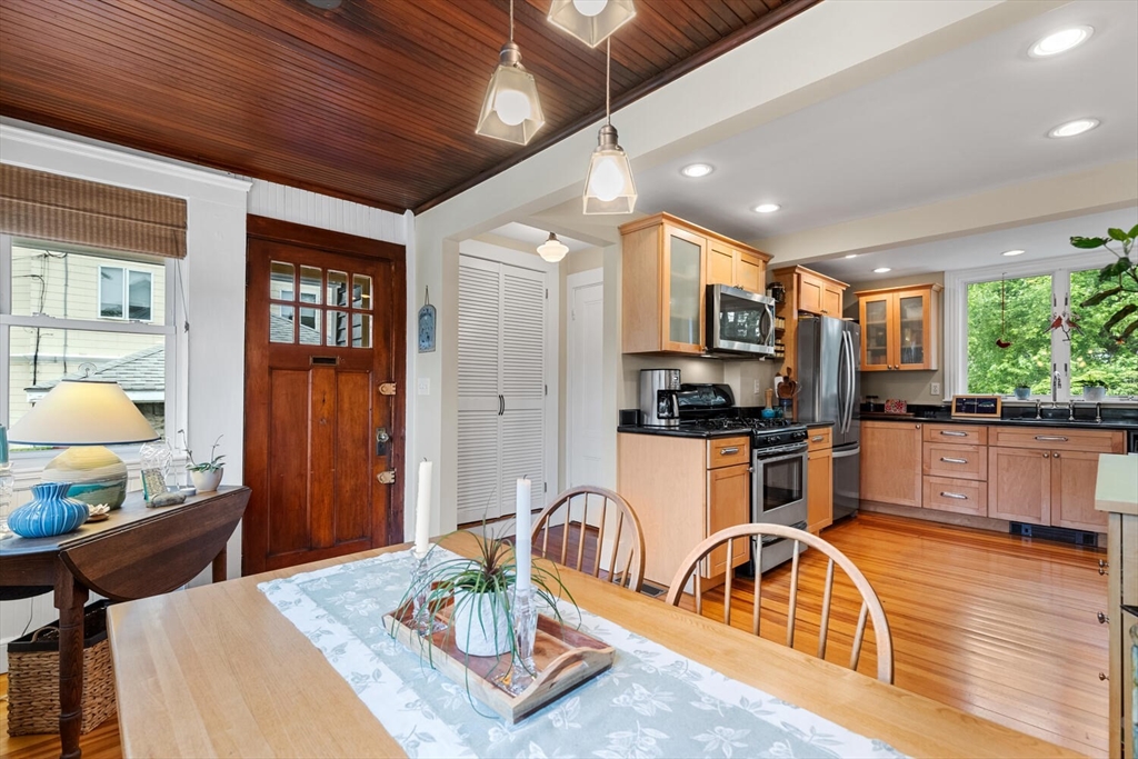 56 Tainter St 1