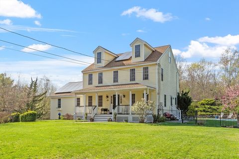16 Flagg Rd Hubbardston MA 01452
