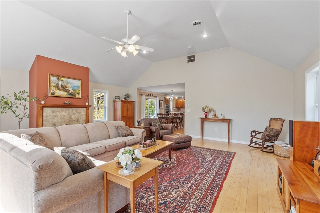 16 Flagg Rd