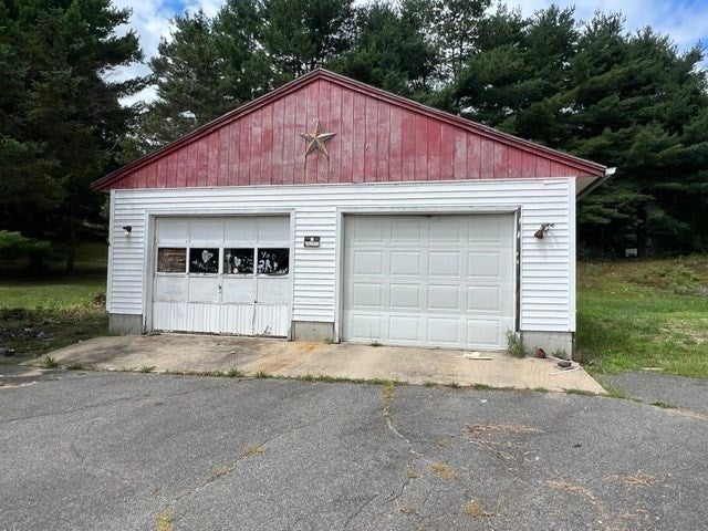 23 Stone Valley Rd, Orange, MA Photo #12