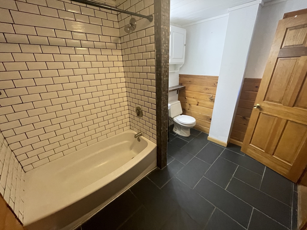 7 Henderson St, Somerville, MA Photo #14