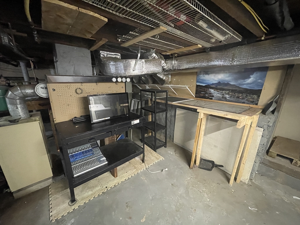 7 Henderson St, Somerville, MA Photo #24