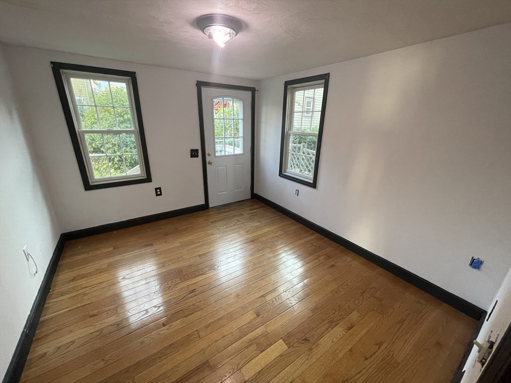 7 Henderson St, Somerville, MA Photo #8