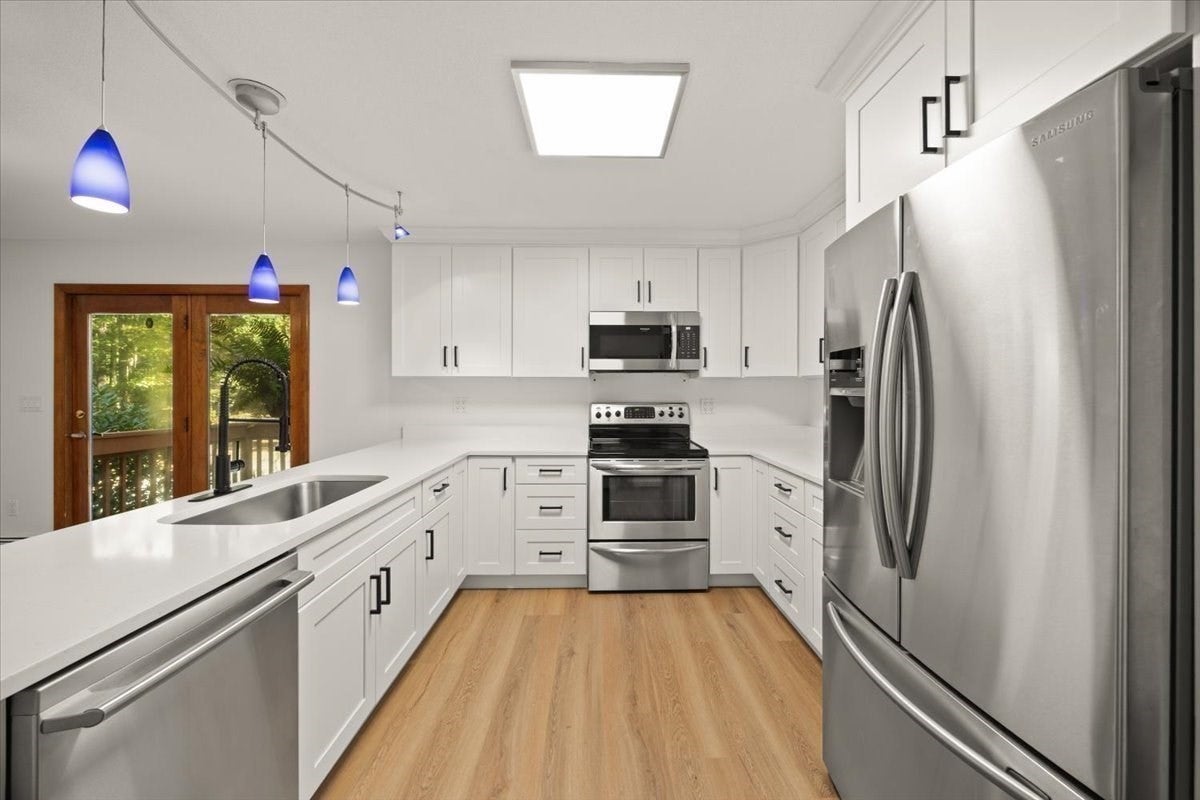 55 Hill St, Lakeville, MA, 55 Hill St, Lakeville, MA Photo #7