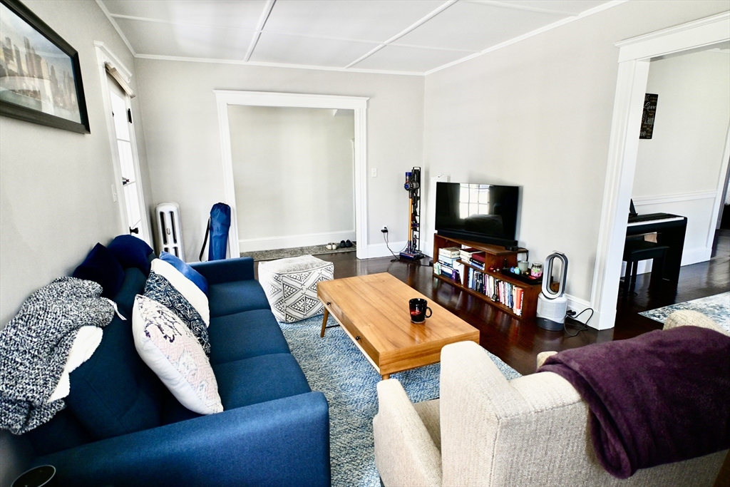 173 Maplewood St 173