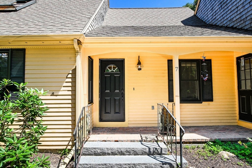 7 Village Drive