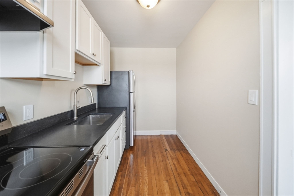 41 Richardson Ave 16