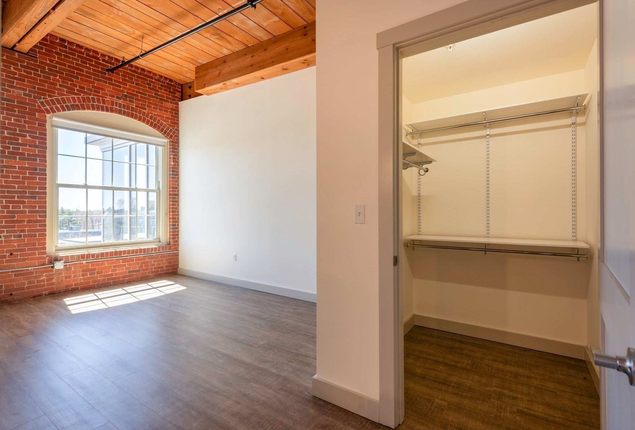 165 Thorndike Street #506, Lowell, MA, 165 Thorndike Street #506, Lowell, MA Photo #4