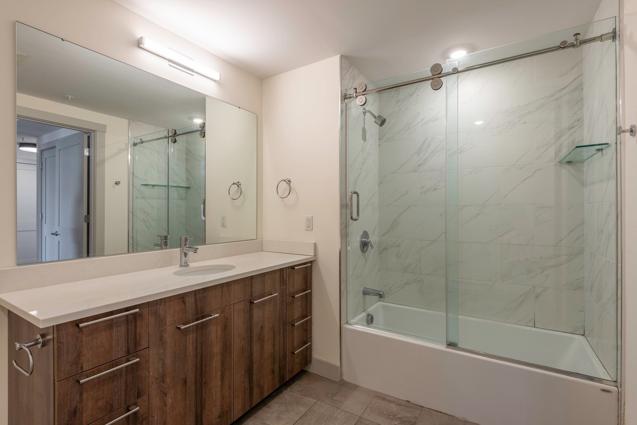 165 Thorndike Street #506, Lowell, MA, 165 Thorndike Street #506, Lowell, MA Photo #5
