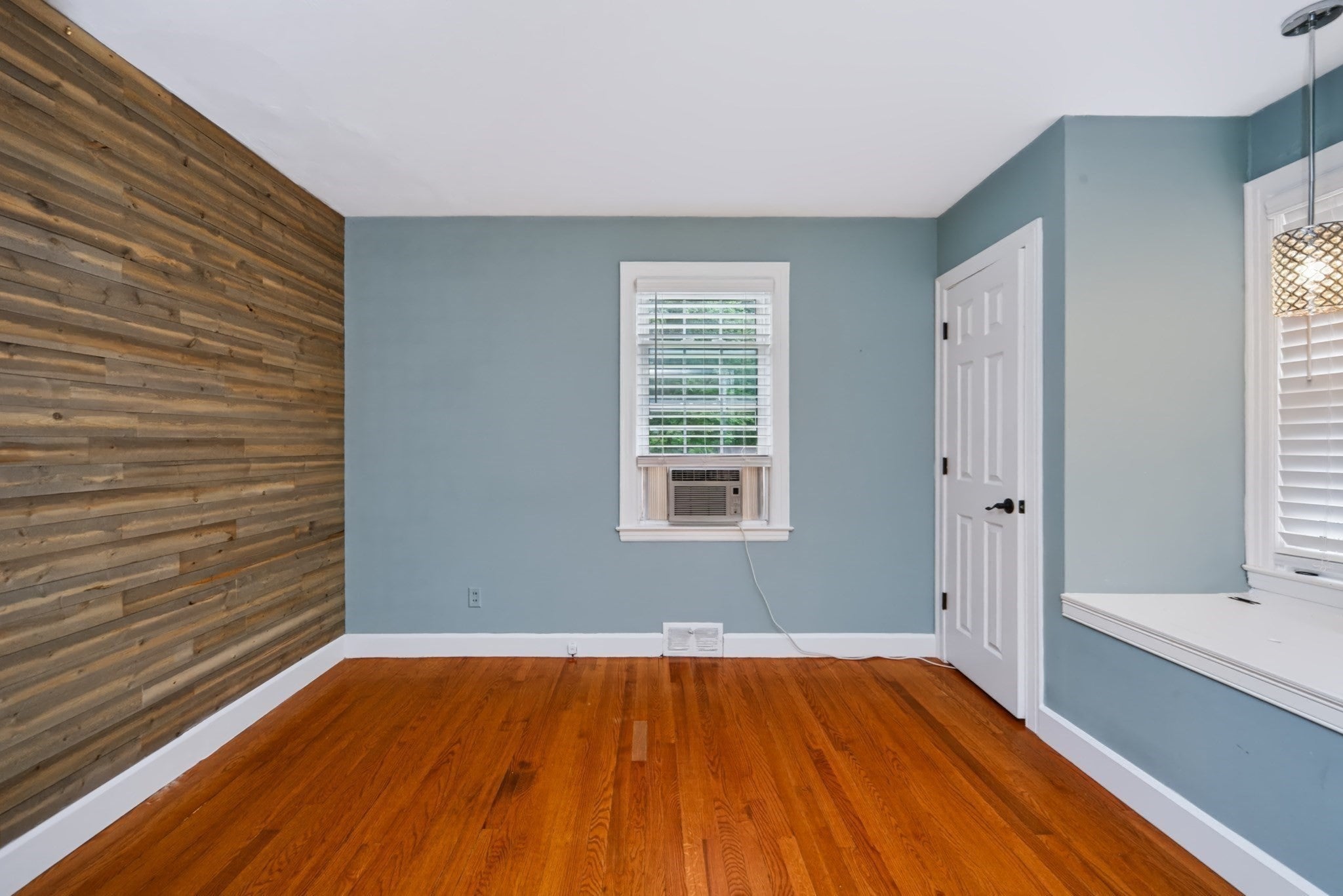 14 Nelson St, Hopedale, MA, 14 Nelson St, Hopedale, MA Photo #25