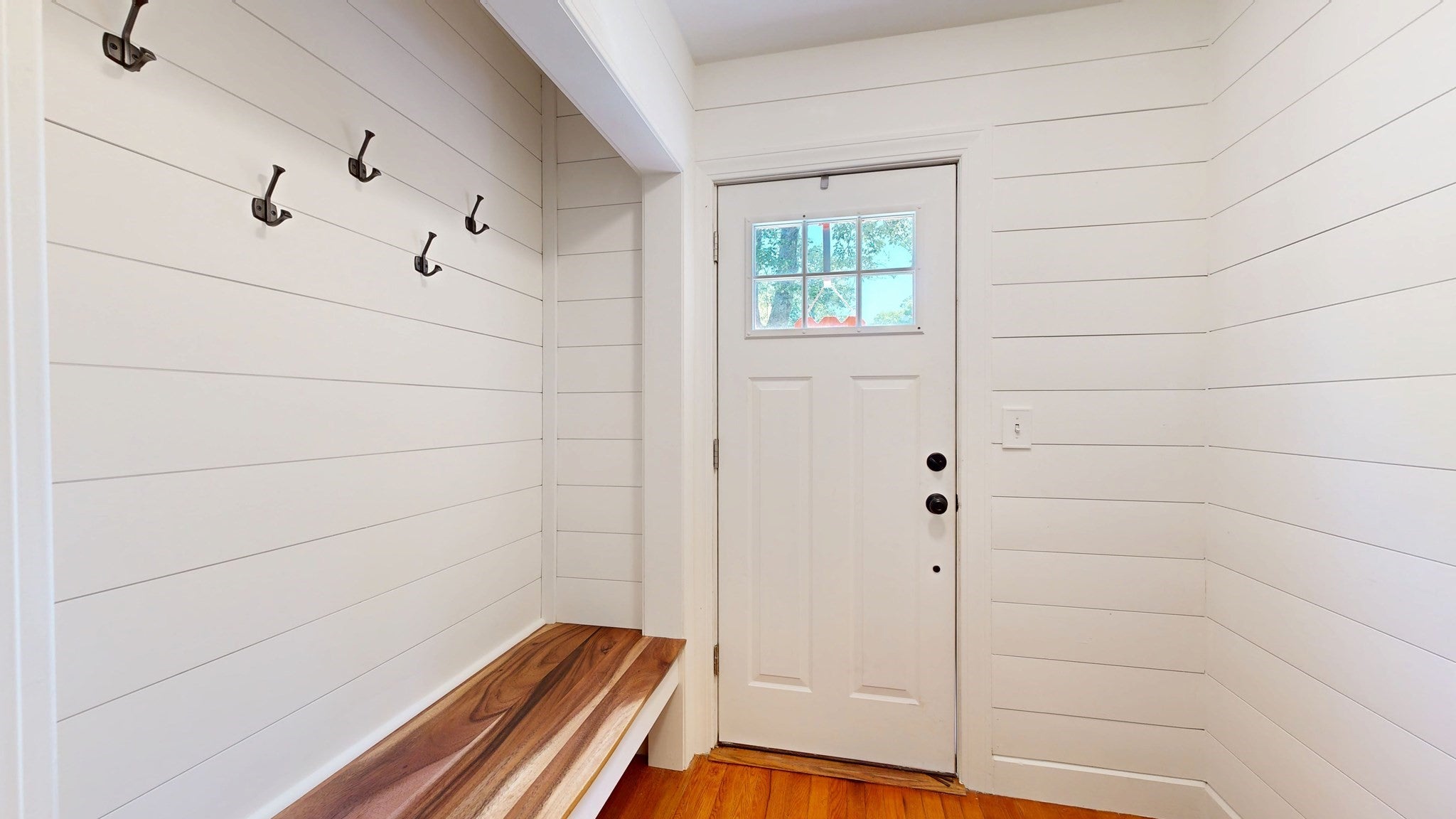 14 Nelson St, Hopedale, MA, 14 Nelson St, Hopedale, MA Photo #7