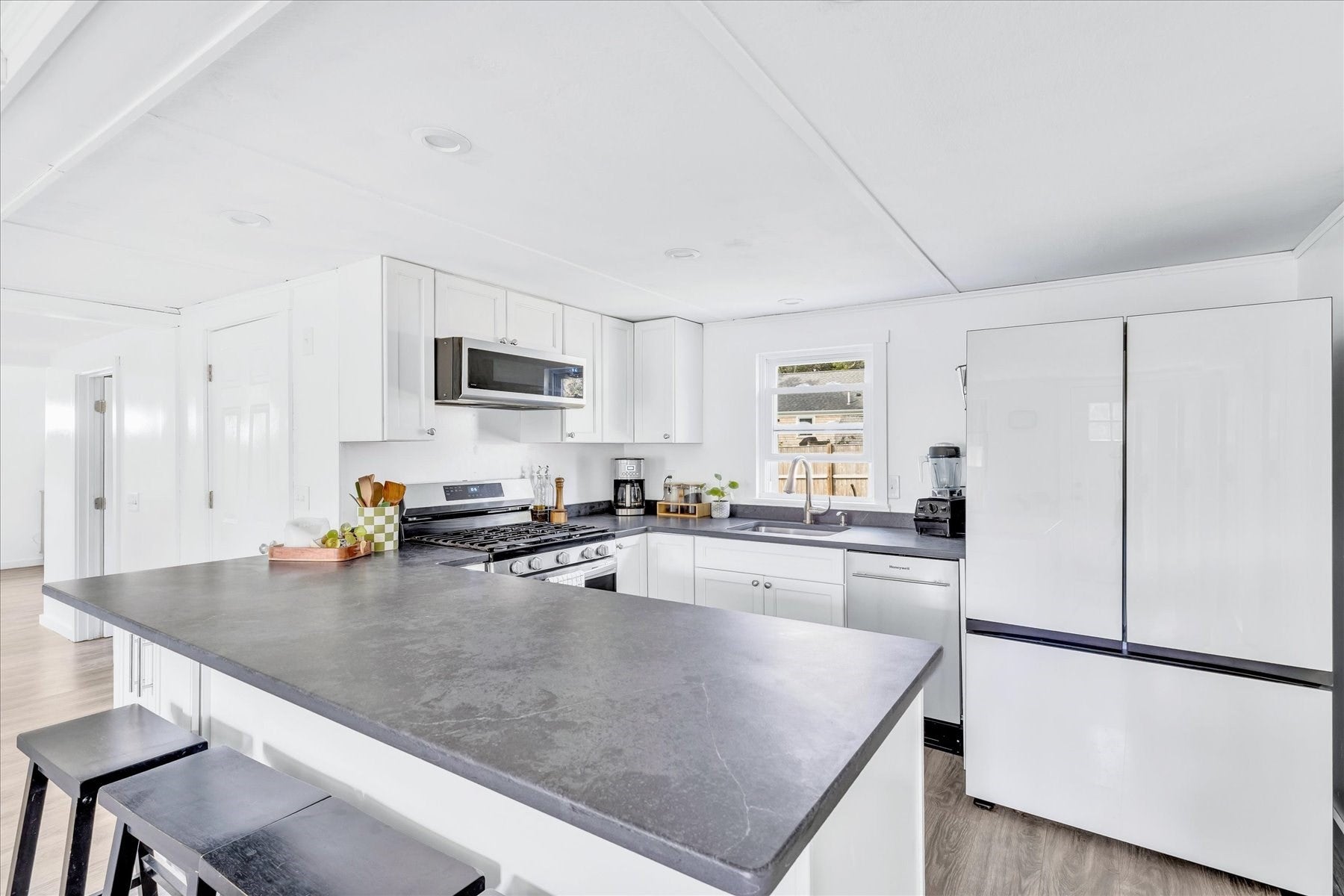 25 Raspberry Lane, Barnstable, MA, 25 Raspberry Lane, Barnstable, MA Photo #8