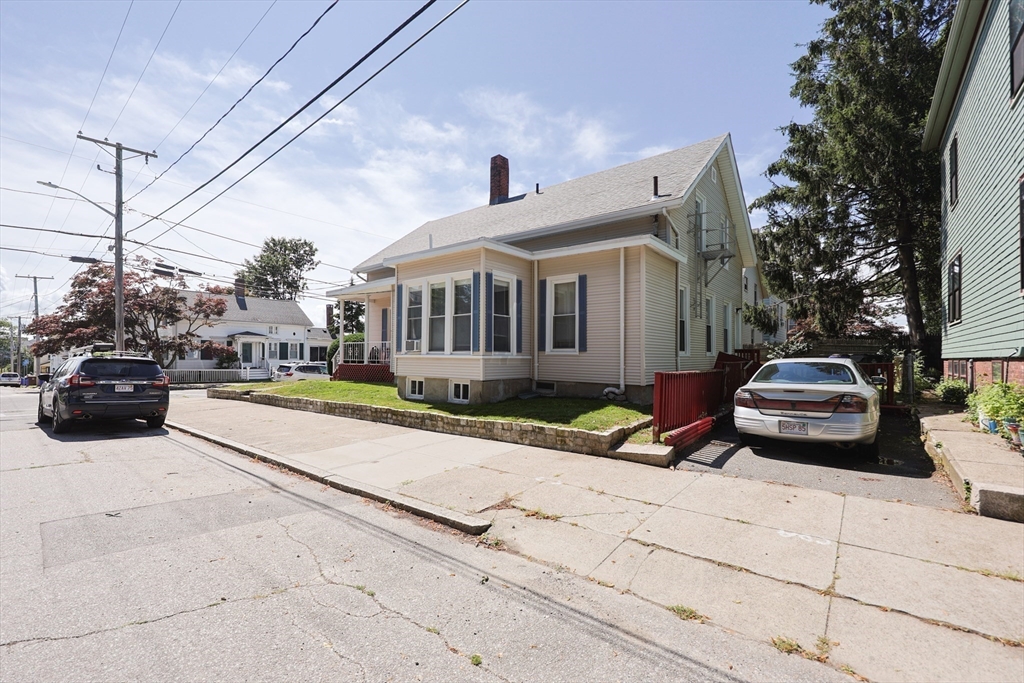 104 Grove St