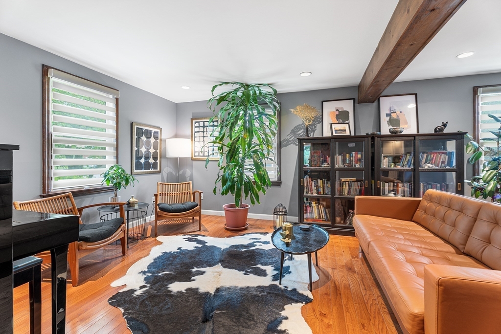 46 Vine Brook Rd