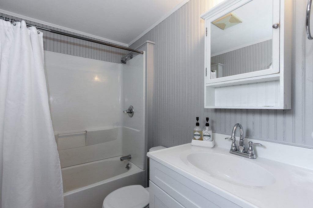 30 Ashland St, Newburyport, MA, 30 Ashland St, Newburyport, MA Photo #12