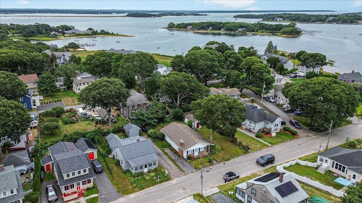 30 Bay Street, Wareham, MA, 30 Bay Street, Wareham, MA Photo #27