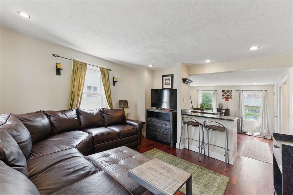 40 Chappie St 1
