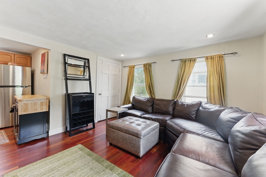 40 Chappie St 1