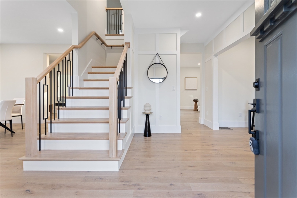 8 Hudson Ave