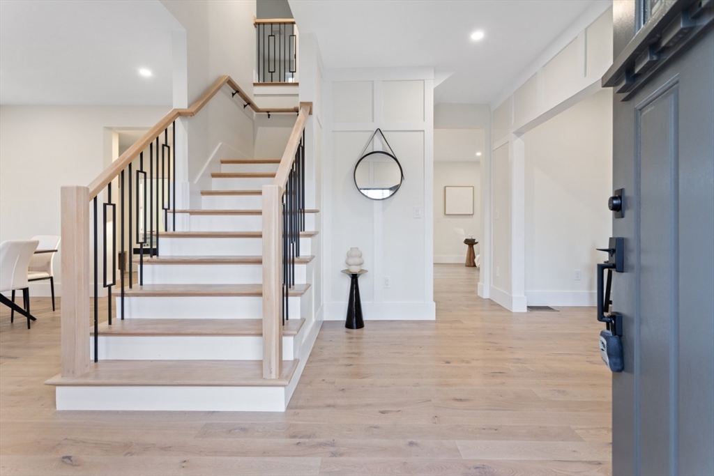8 Hudson Ave