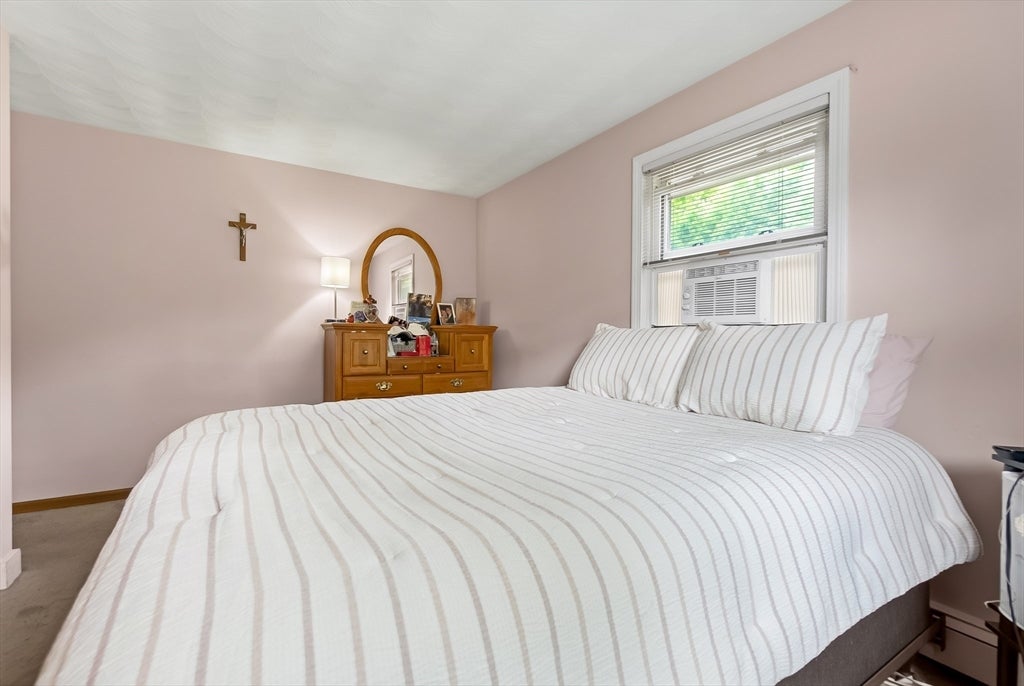 64 Hemenway Rd, Framingham, MA Photo #16