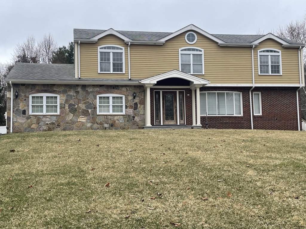 243 Weatherbee Dr