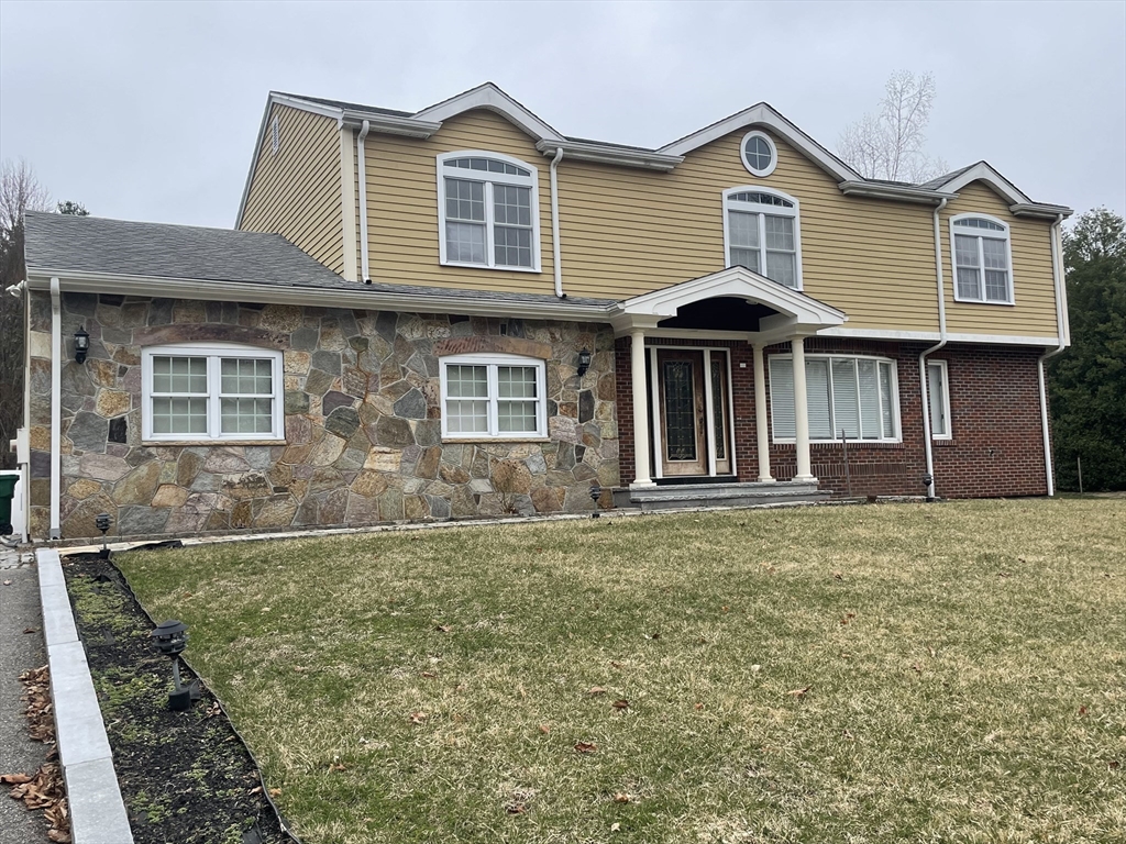 243 Weatherbee Dr