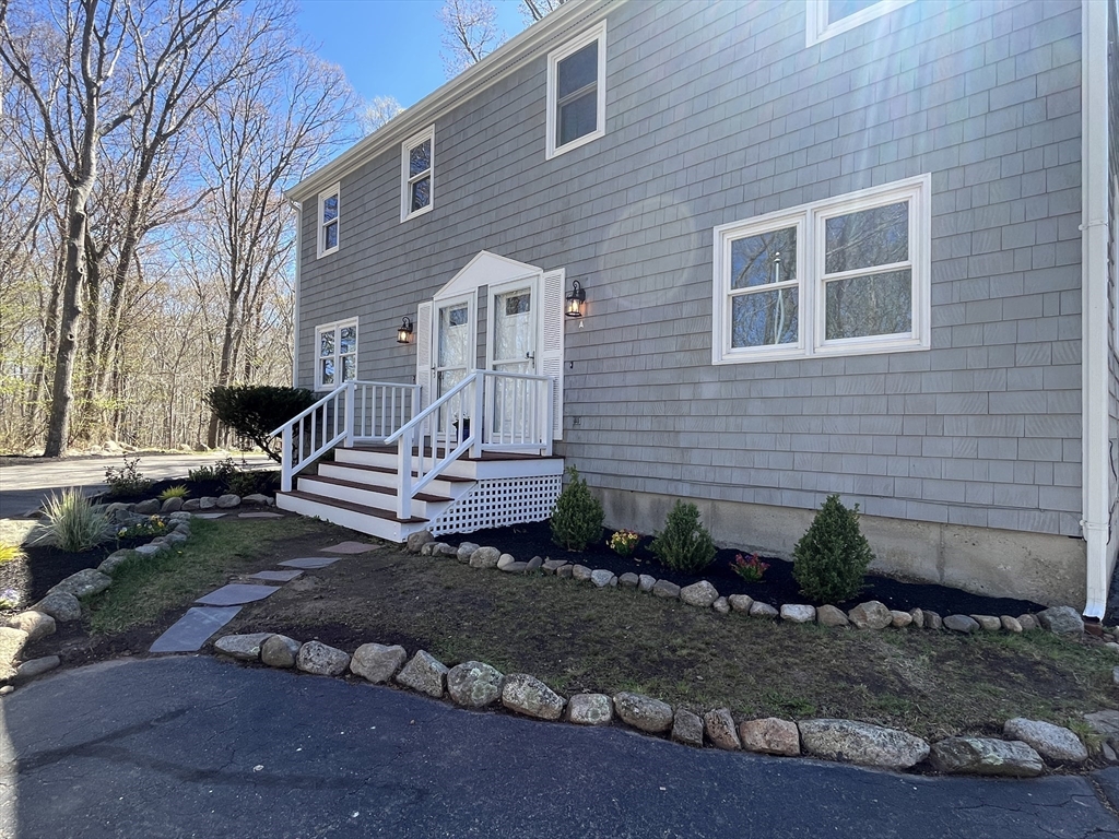 Photo of 176 Main St, Rockport, MA