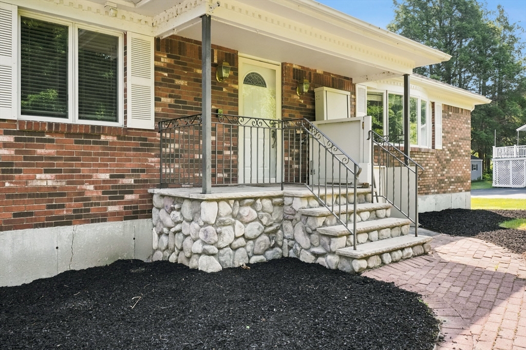 24 Uptack Rd