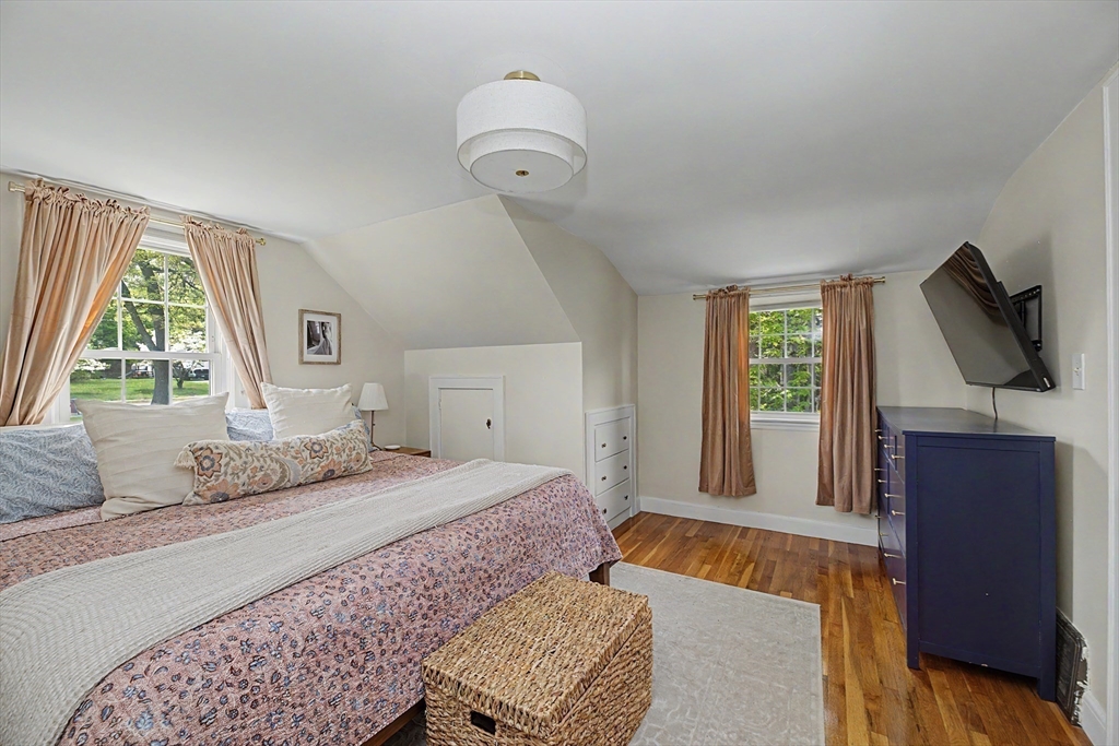 9 Macdonald Circle, Walpole, MA Photo #27