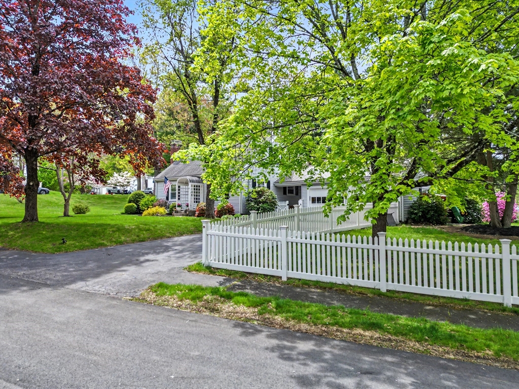 9 Macdonald Circle, Walpole, MA Photo #34