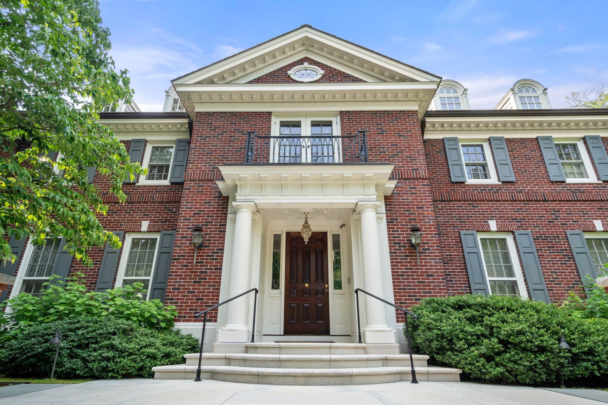 381 Warren Street, Brookline, MA Photo #6
